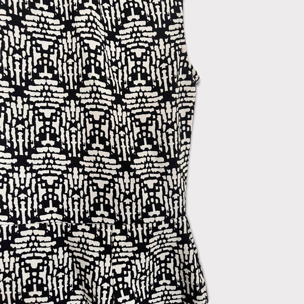 Women's Sleeveless Bar III Black & White Sheath Pencil Dress Size M - Picture 6 of 6